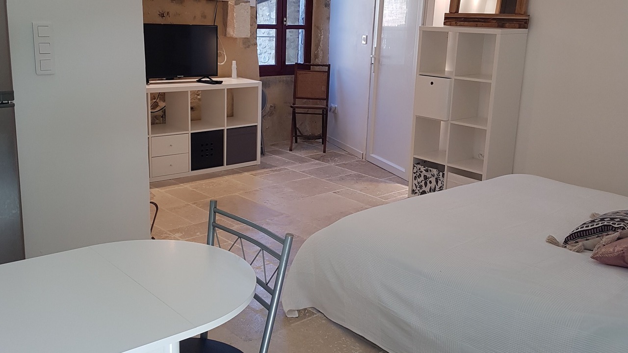 Photo of Bedroom in Saint-Montan