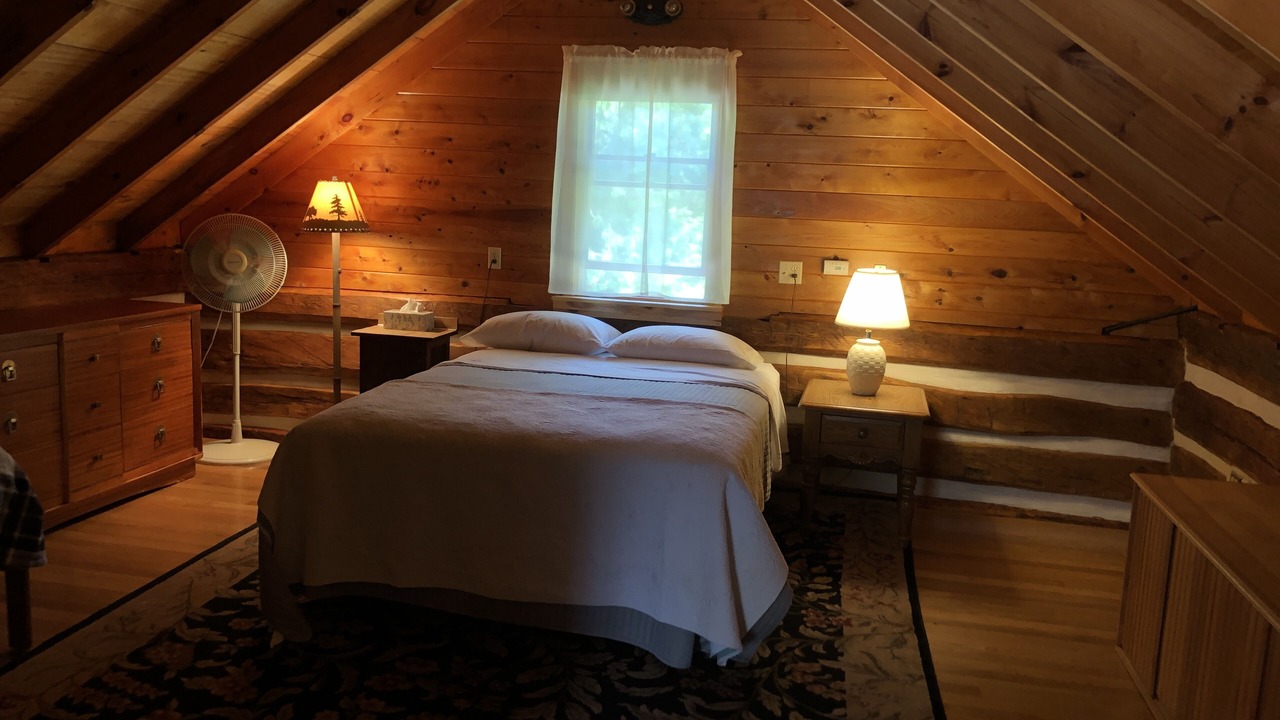 Photo of Bedroom in Sturgeon Bay