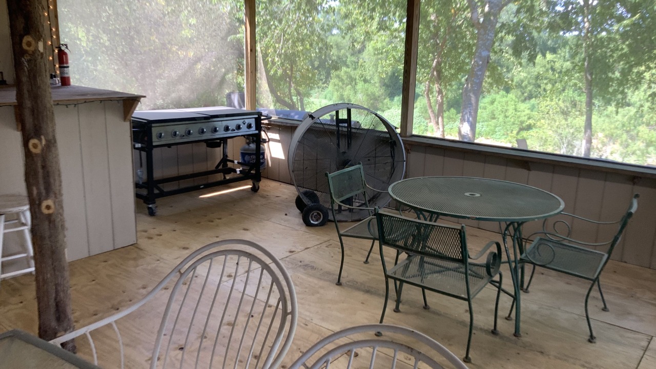 Photo of Outdoor in Cameron