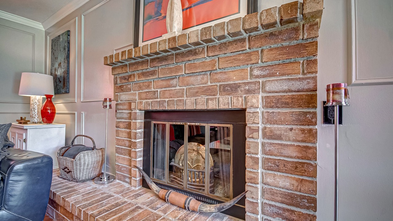Photo of Livingroom in Garden Oaks