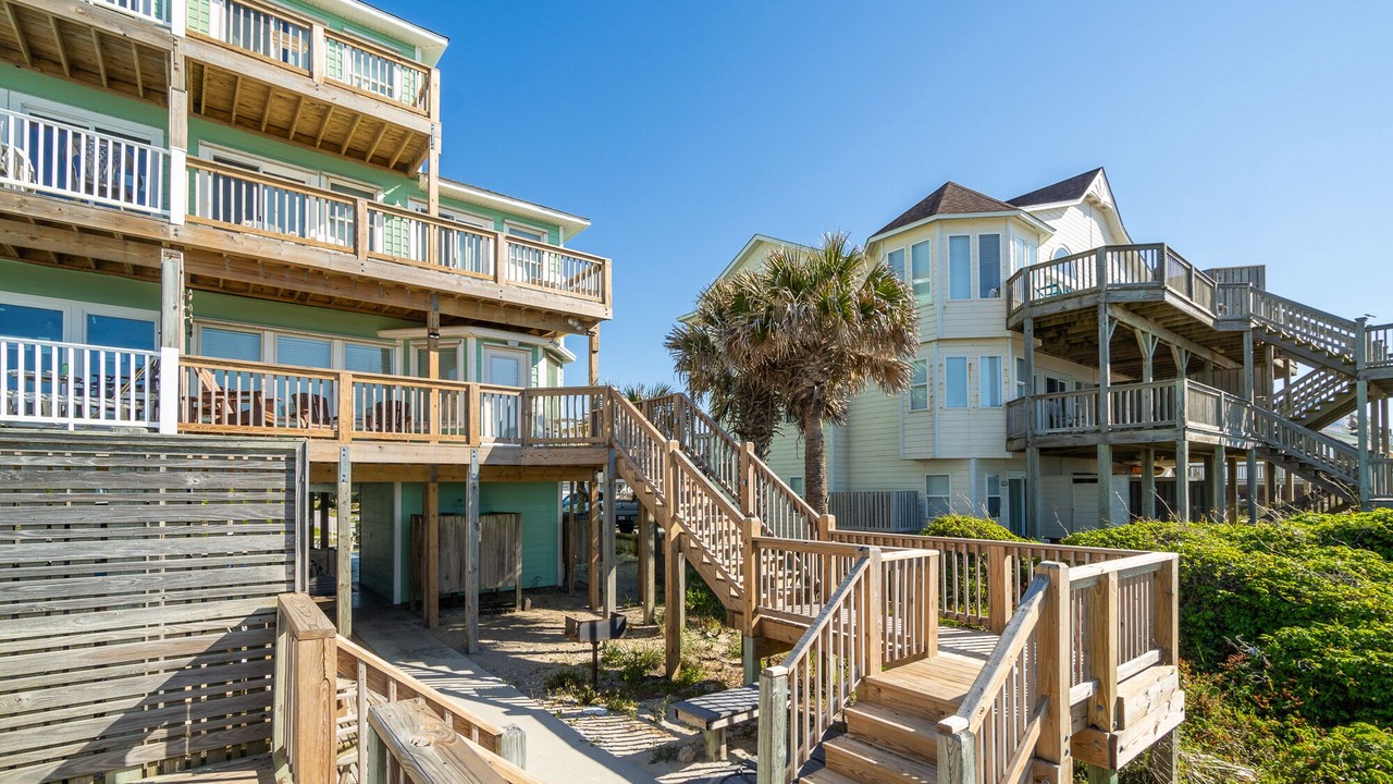 Photo of Patio Balcony in Emerald Isle