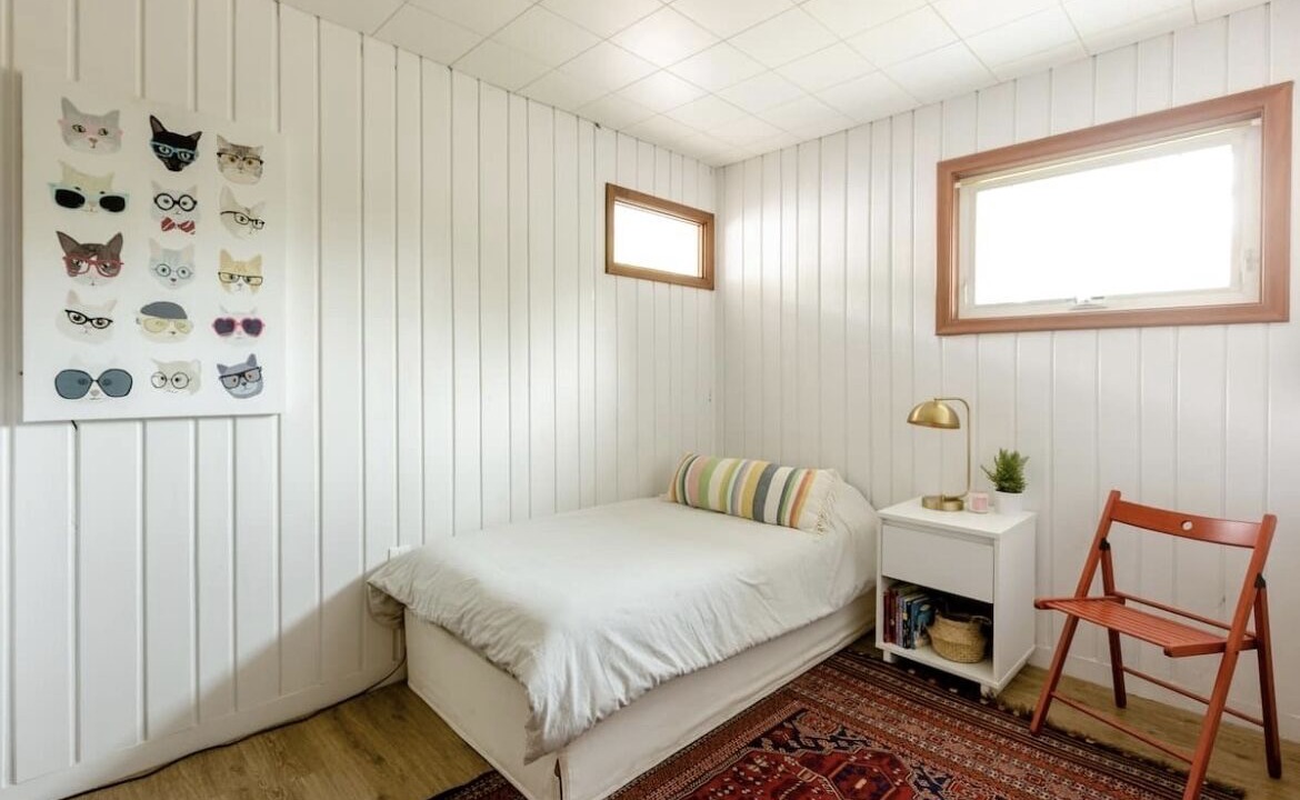 Photo of Bedroom in Columbia Heights