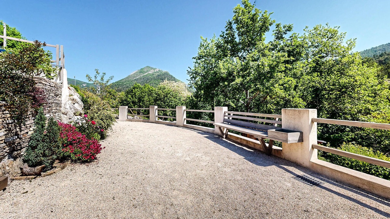 Photo of Others in Espenel