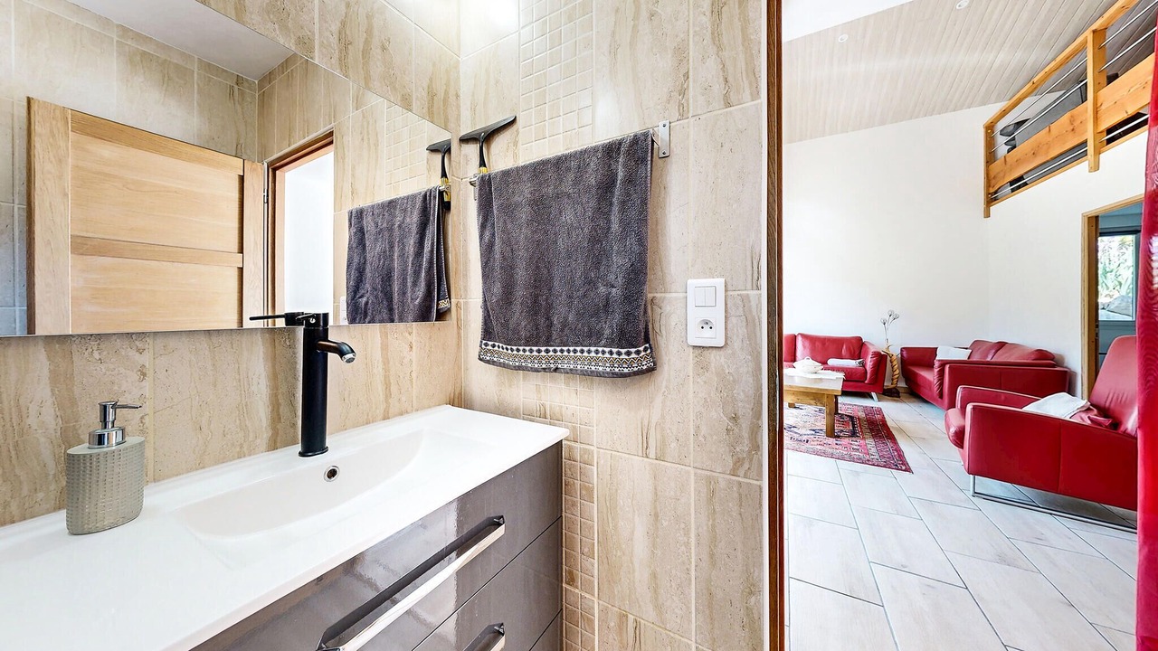 Photo of Bathroom in Espenel