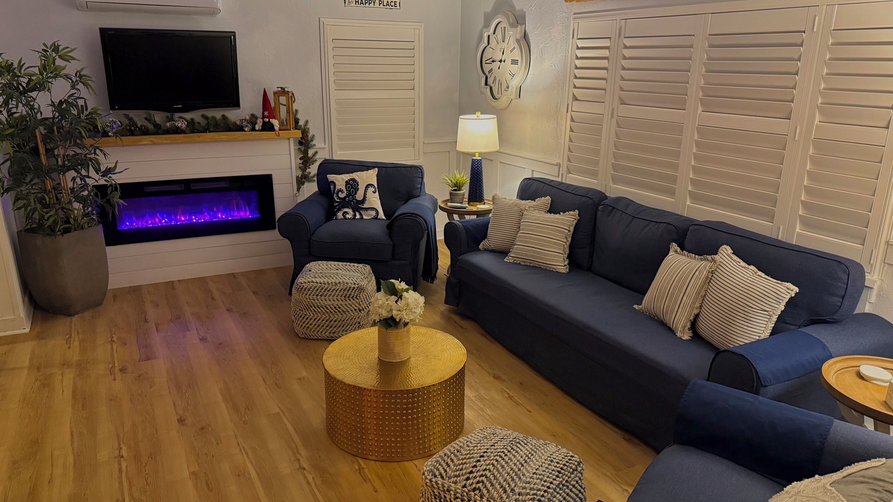 Photo of Livingroom in Bradenton Beach