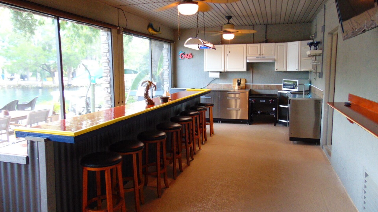 Photo of Kitchen in Weeki Wachee Gardens