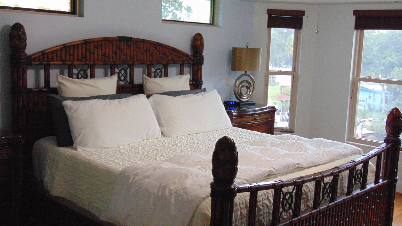 Photo of Bedroom in Weeki Wachee Gardens