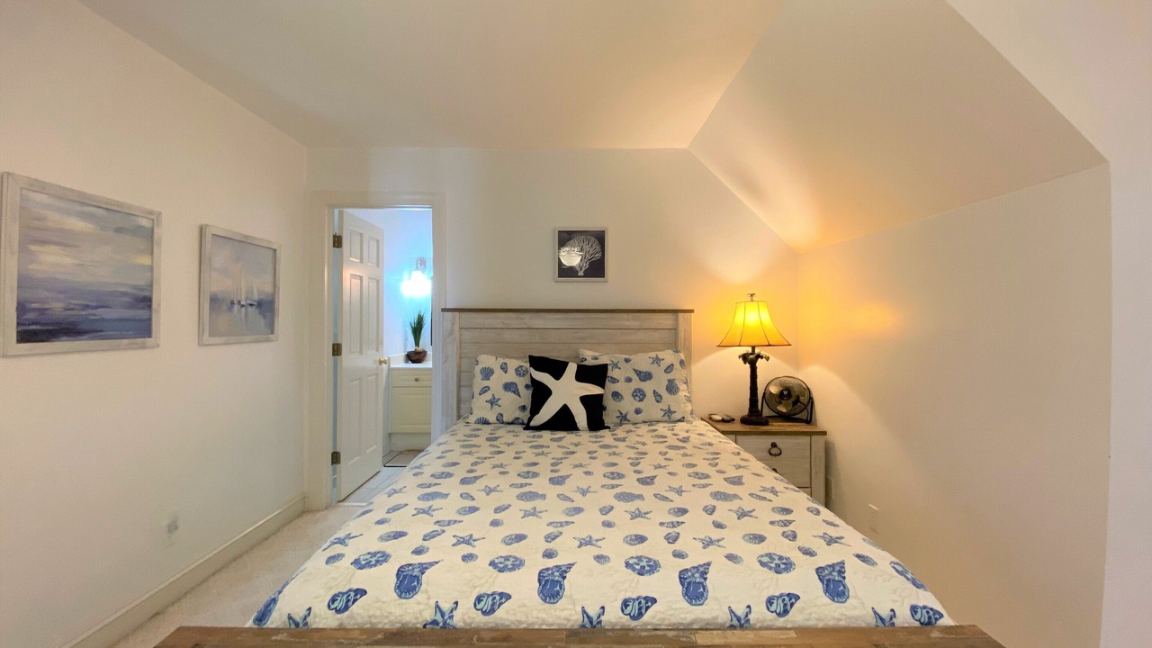 Photo of Bedroom in Edisto Island