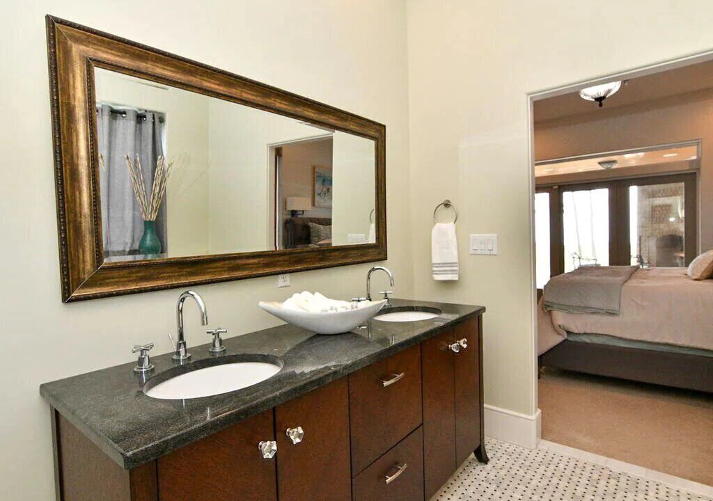 Photo of Bathroom in Bay Ridge