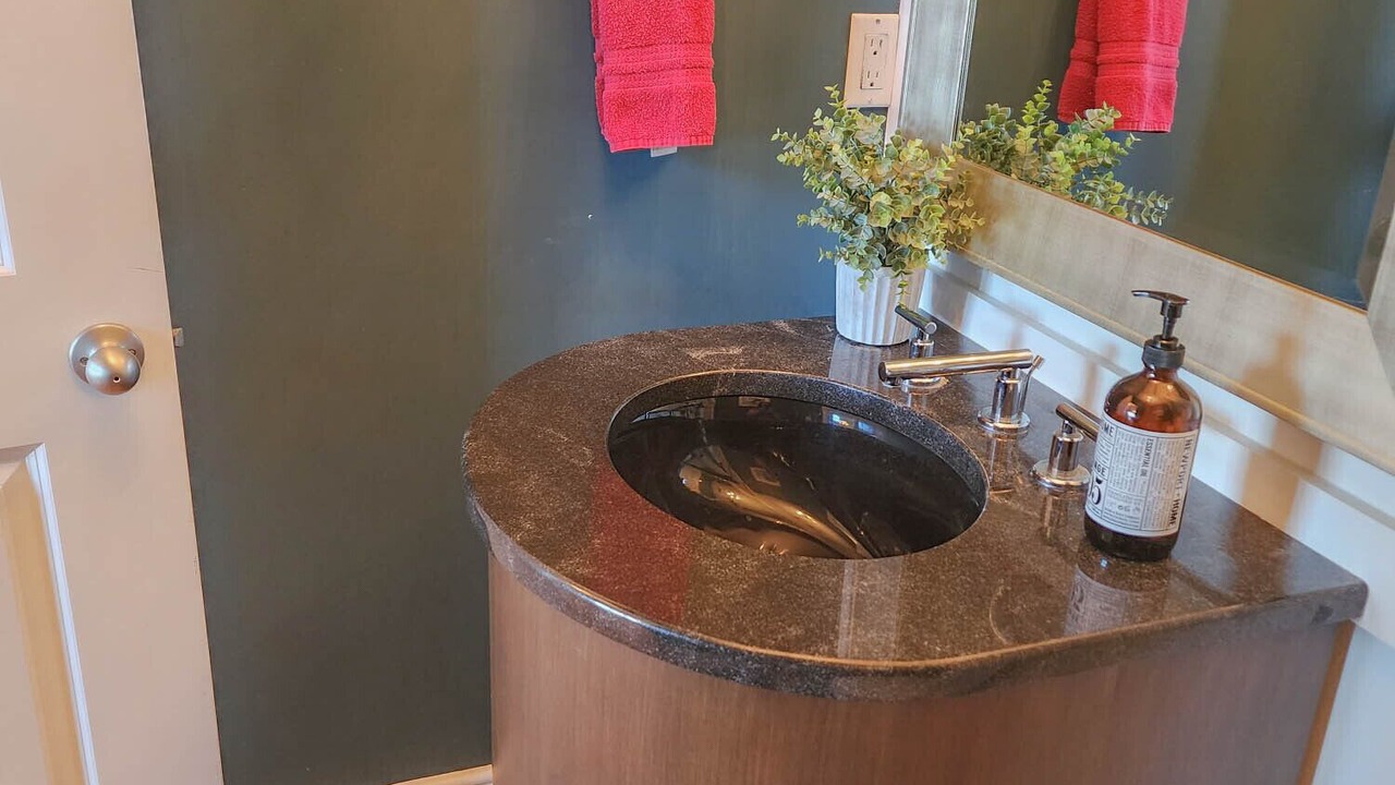 Photo of Bathroom in Bay Ridge