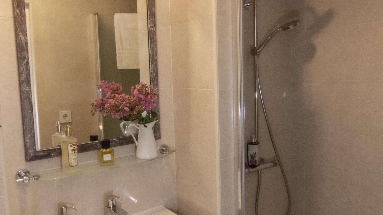 Photo of Bathroom in Kornic