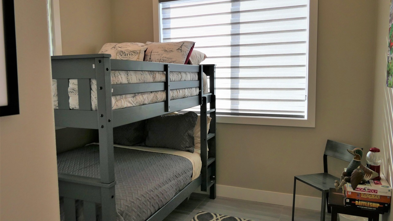 Photo of Bedroom in Midway City