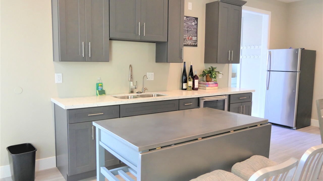Photo of Kitchen in Midway City