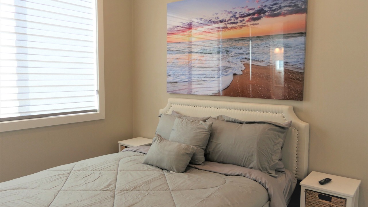 Photo of Bedroom in Midway City