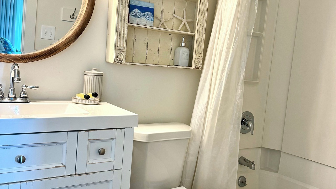Photo of Bathroom in Tybee Island