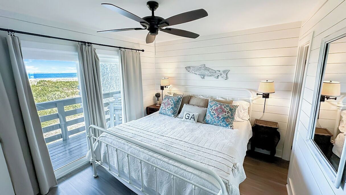 Photo of Bedroom in Tybee Island