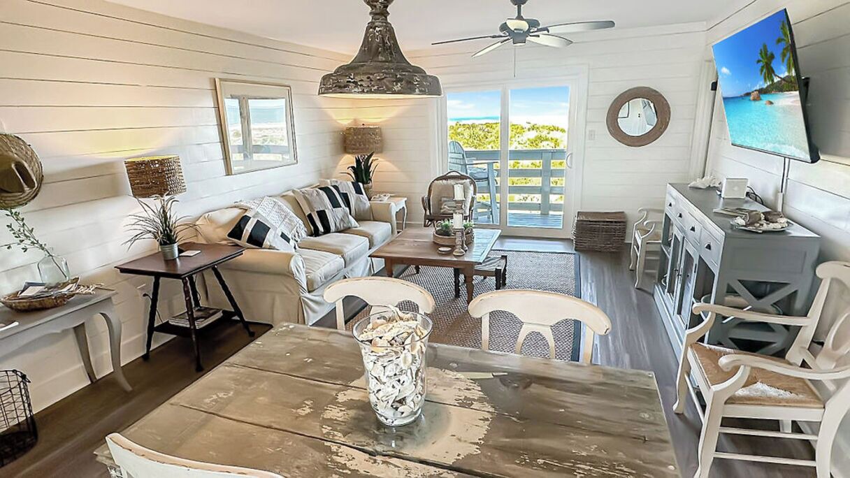 Photo of Livingroom in Tybee Island