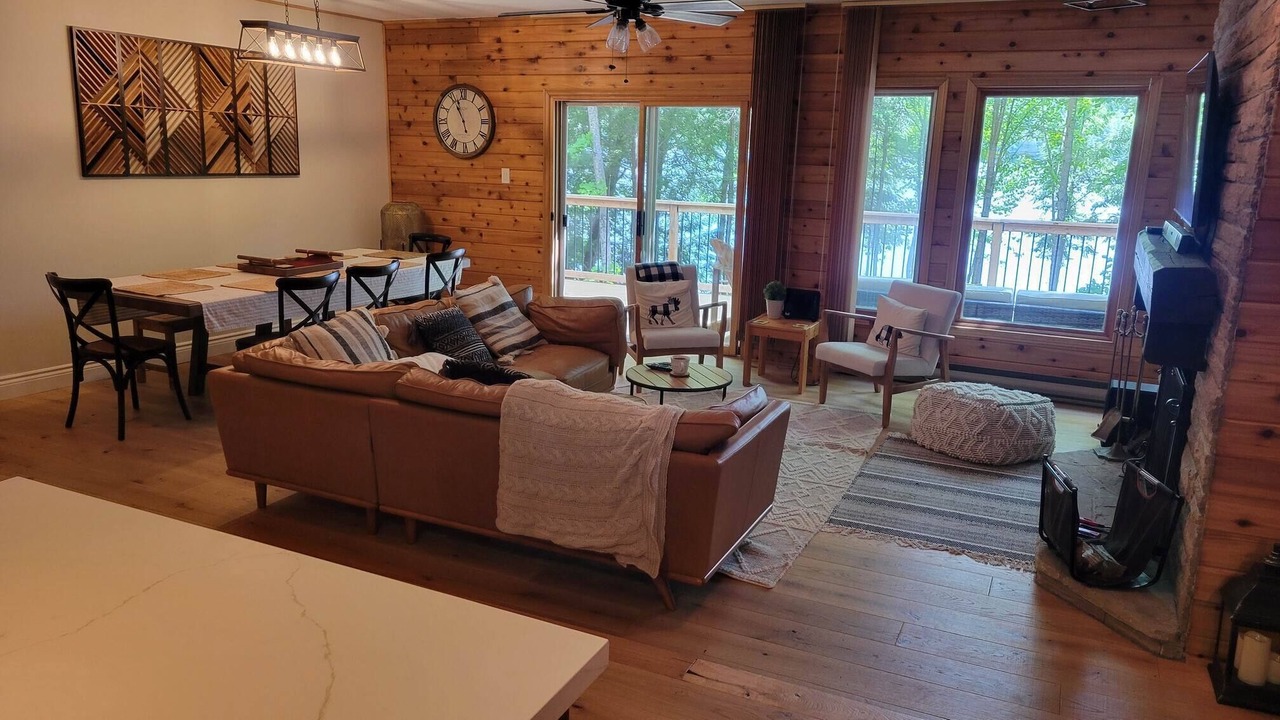 Photo of Livingroom in Dysart et al