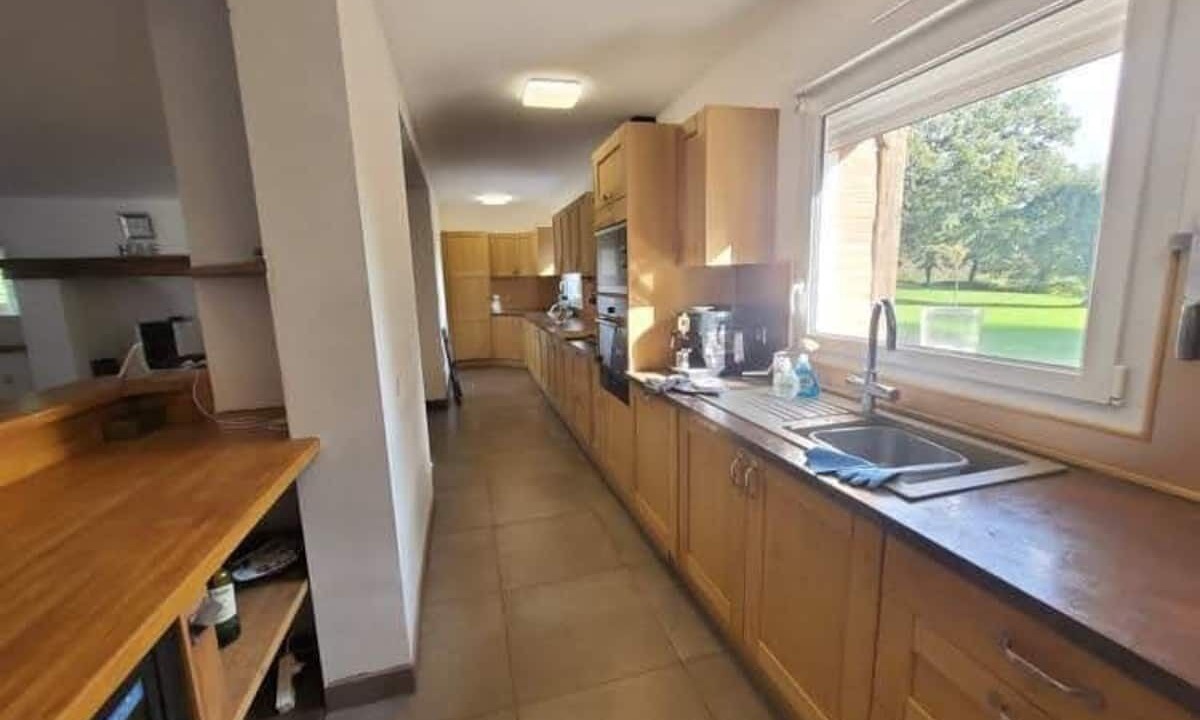 Photo of Kitchen in Saint-Ovin