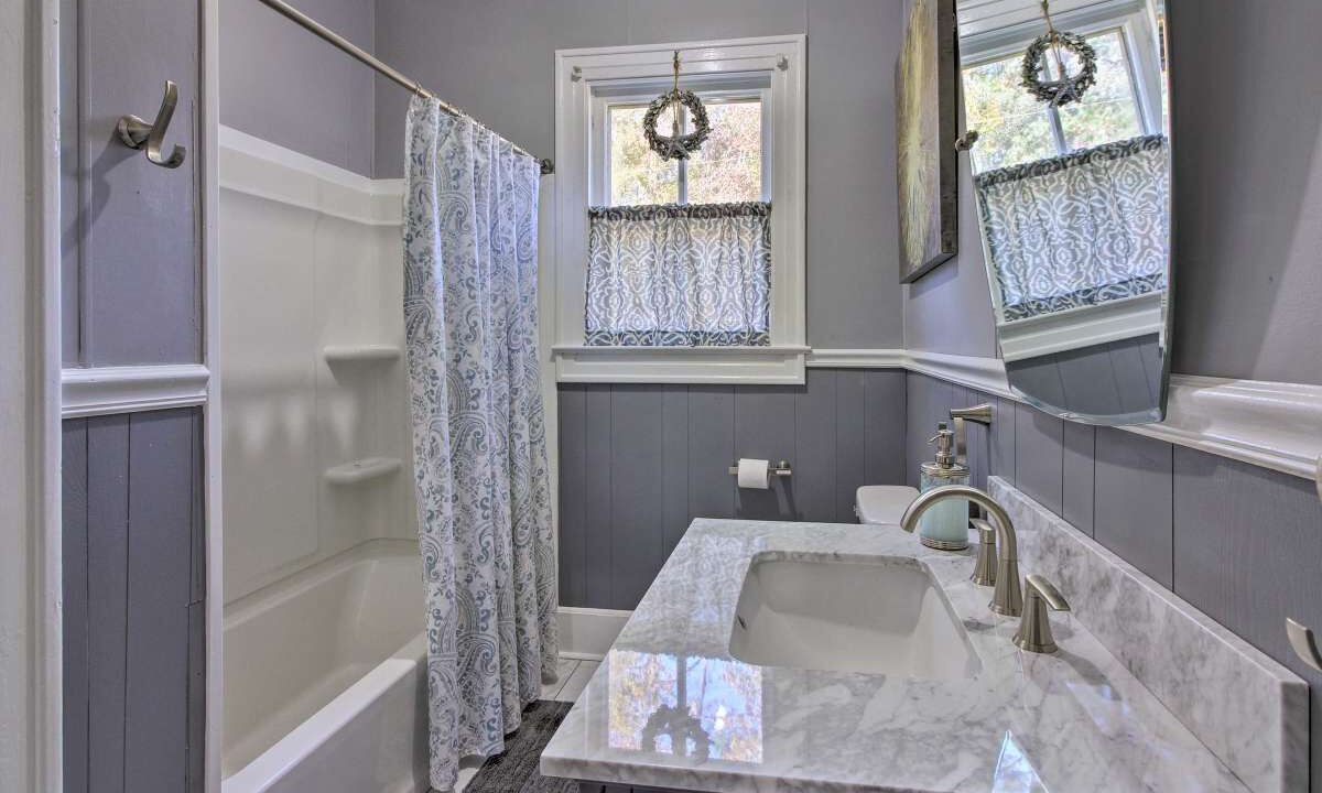 Photo of Bathroom in Richmond Hill