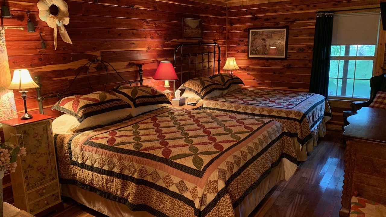 Photo of Bedroom in Heber Springs