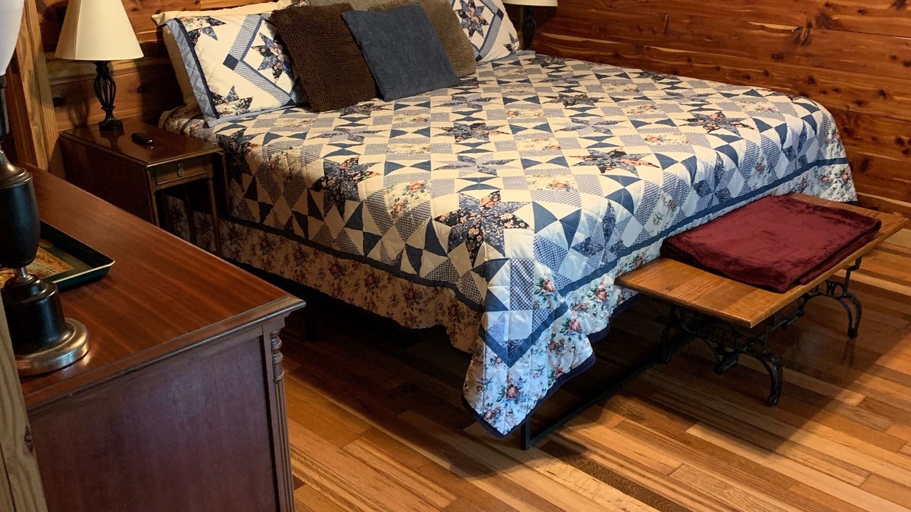 Photo of Bedroom in Heber Springs