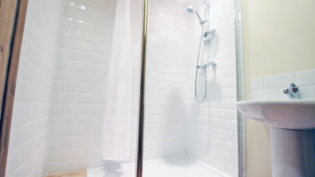 Photo of Bathroom in Faversham