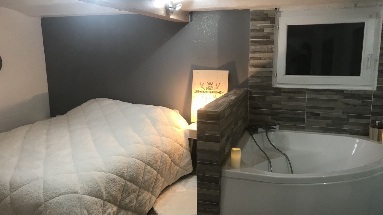 Photo of Bedroom in Allauch