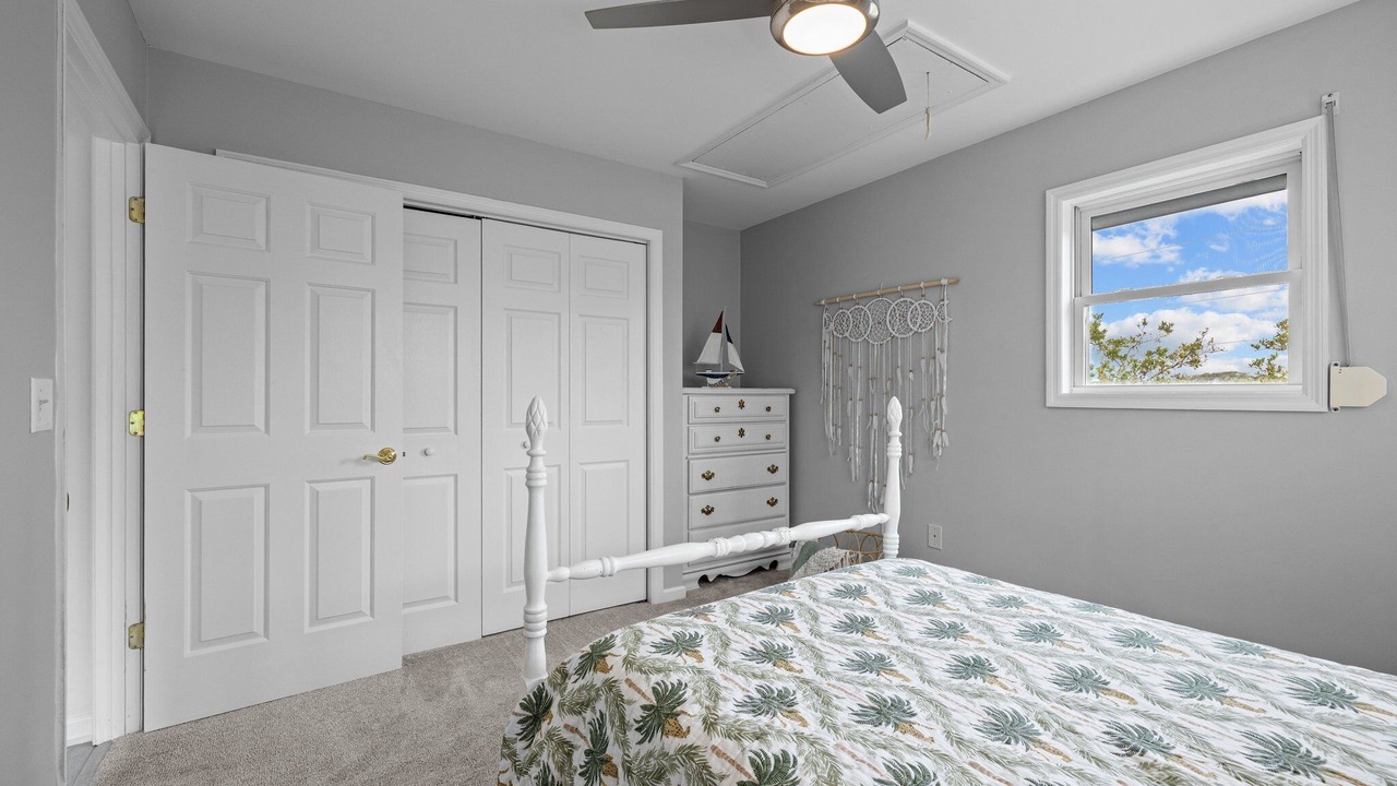 Photo of Bedroom in Atlantic Beach