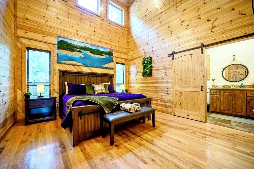 Photo of Bedroom in Broken Bow