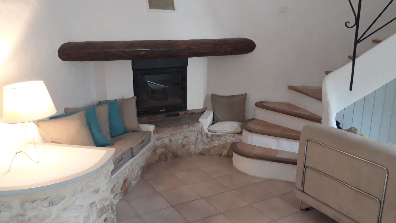 Photo of Livingroom in Saint-Genies-de-Malgoires