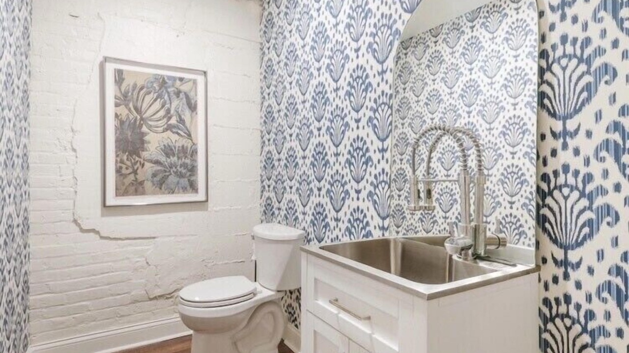 Photo of Bathroom in Downtown Louisville
