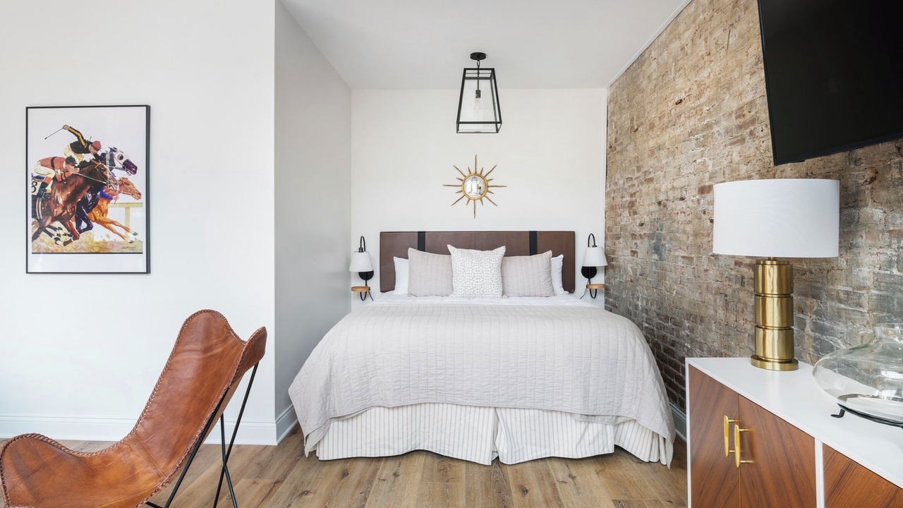 Photo of Bedroom in Downtown Louisville