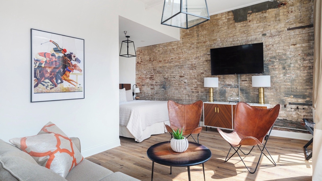 Photo of Bedroom in Downtown Louisville