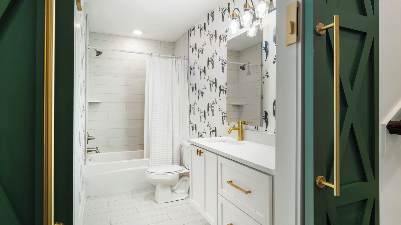 Photo of Bathroom in Downtown Louisville