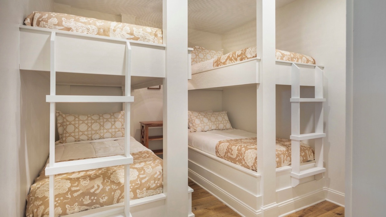 Photo of Bedroom in Downtown Louisville