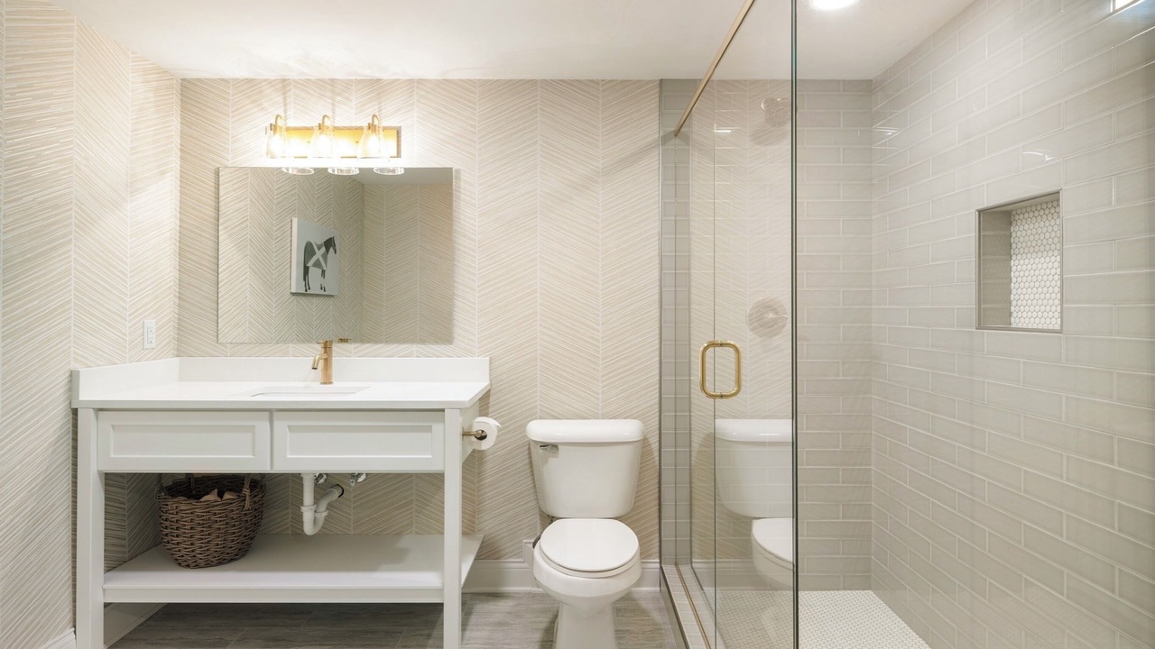 Photo of Bathroom in Downtown Louisville