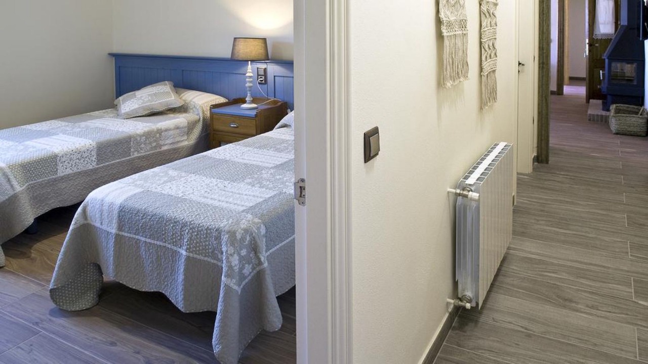 Photo of Bedroom in Queixas
