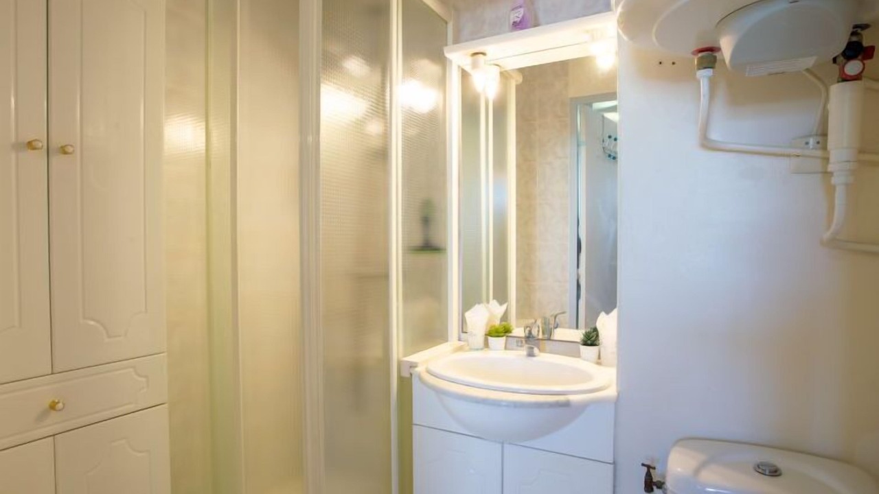 Photo of Bathroom in La Faviere