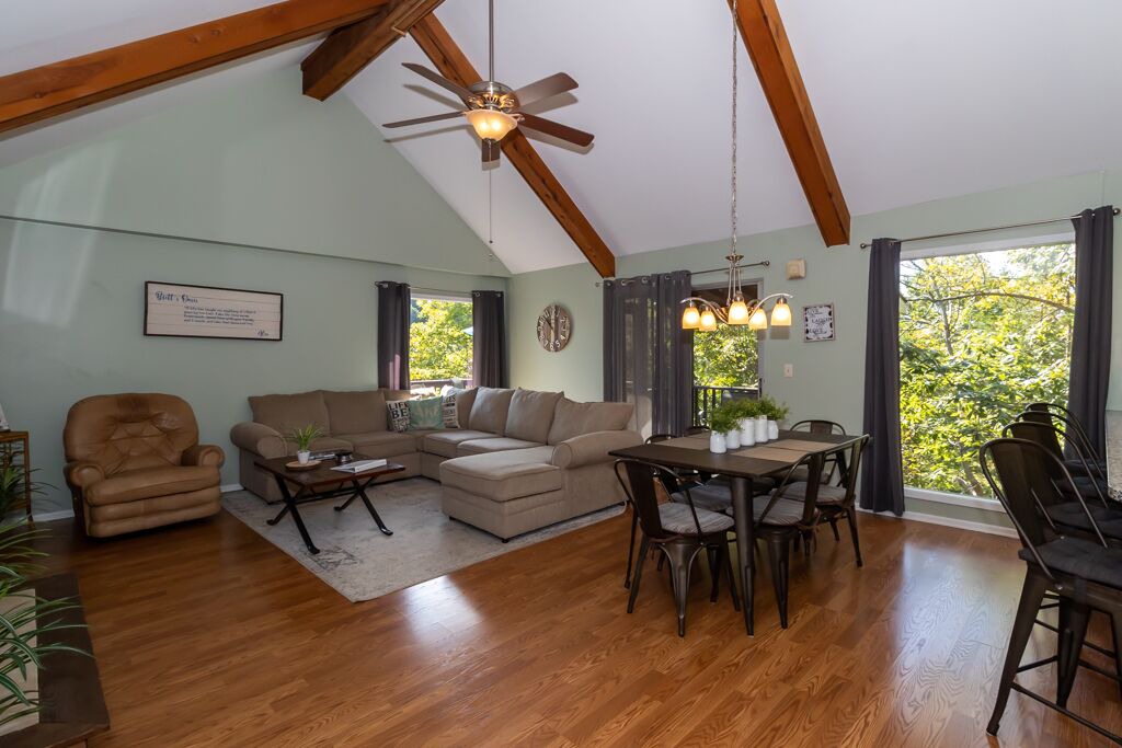 Photo of Livingroom in Lake of the Ozarks