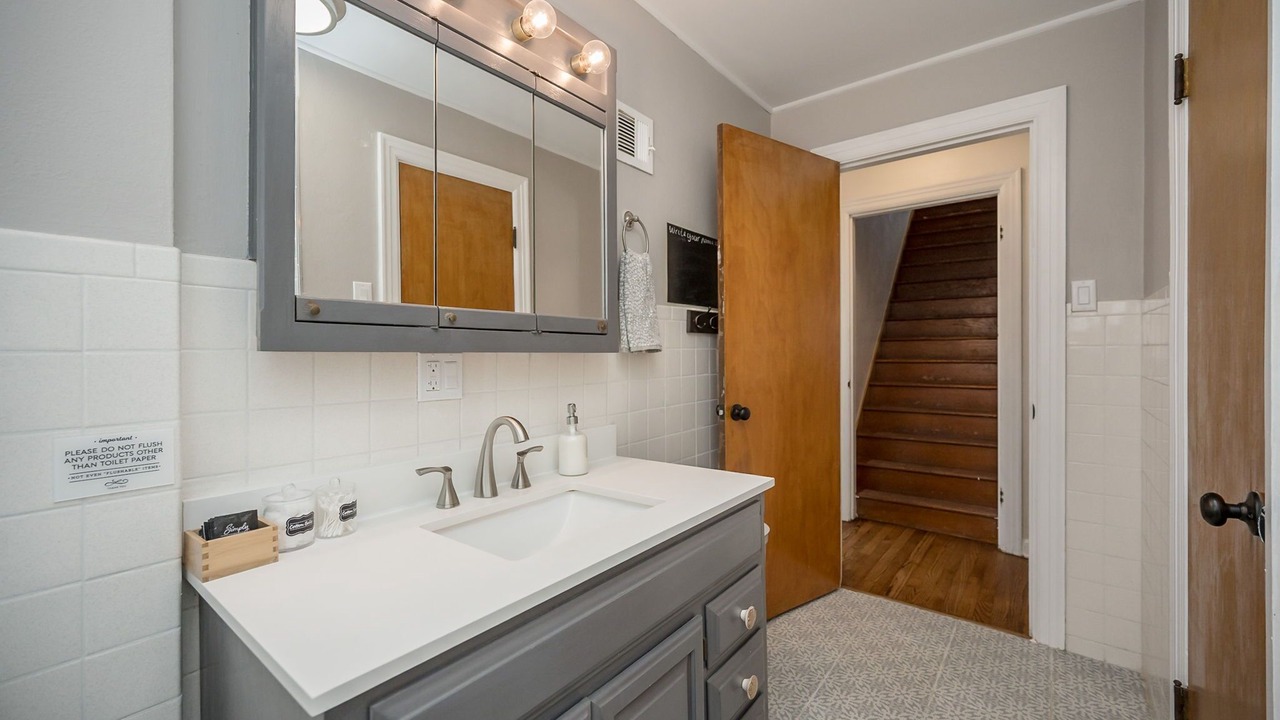 Photo of Bathroom in St. Charles Historic District