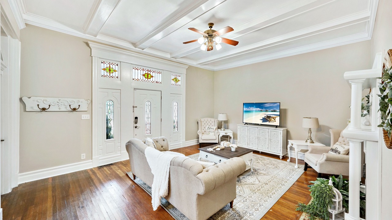 Photo of Livingroom in Brazos