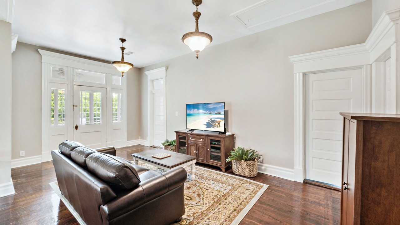 Photo of Livingroom in Brazos