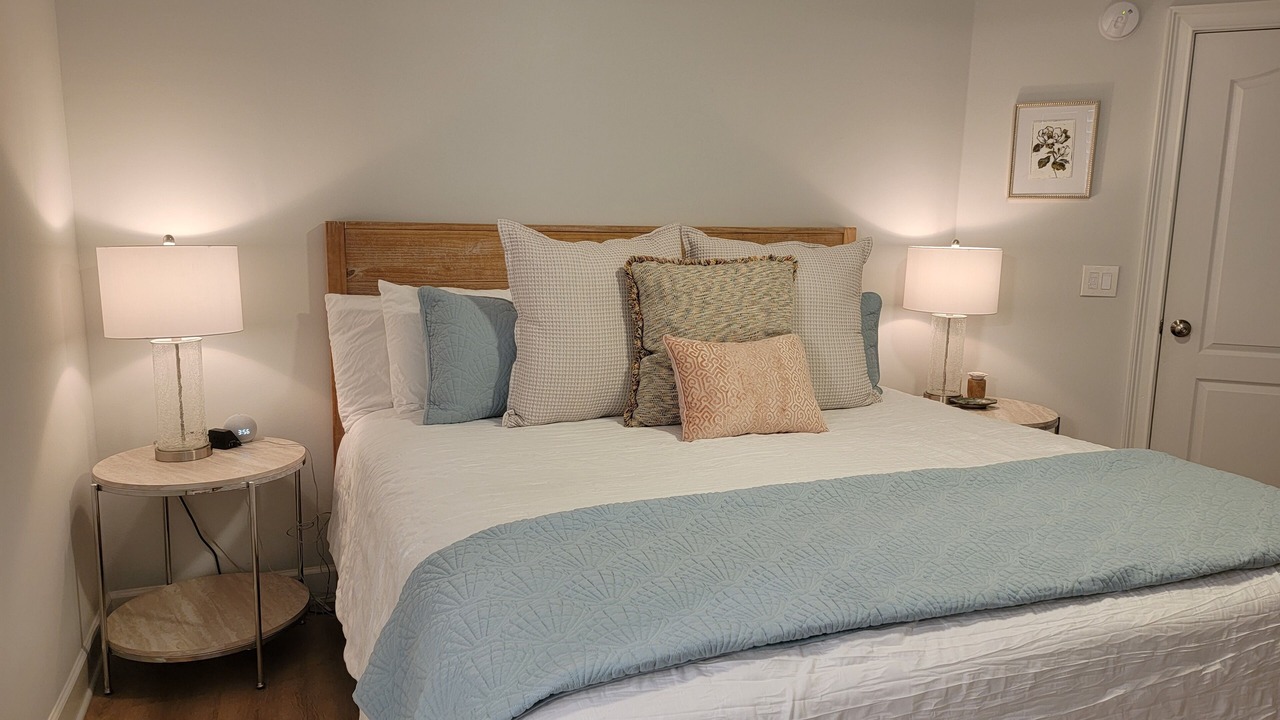 Photo of Bedroom in Demere Park