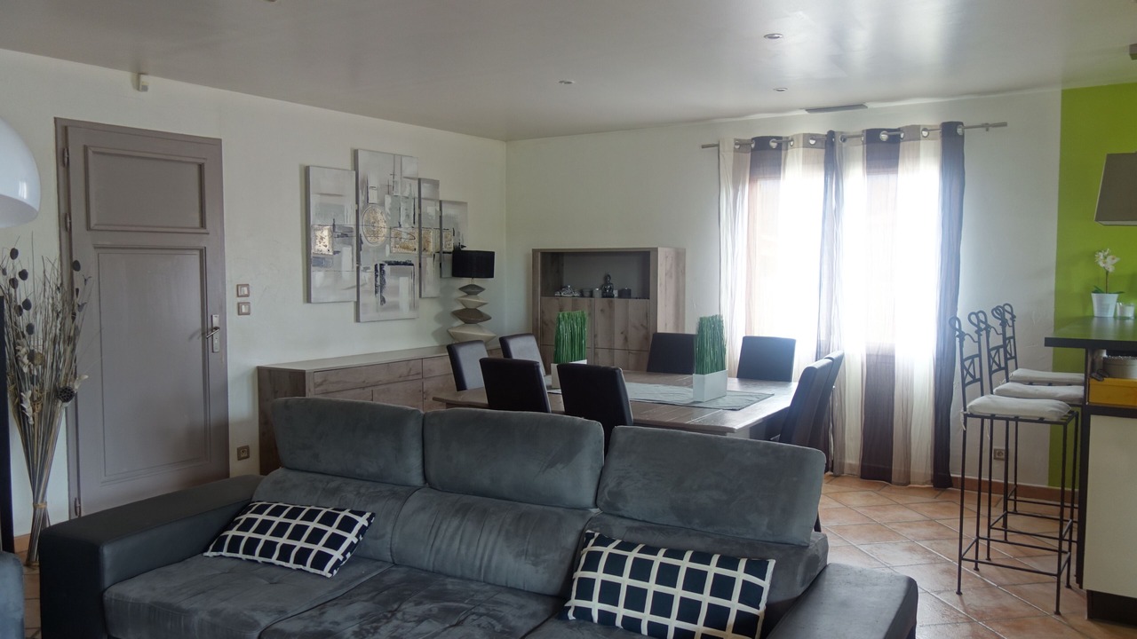 Photo of Livingroom in Aureille