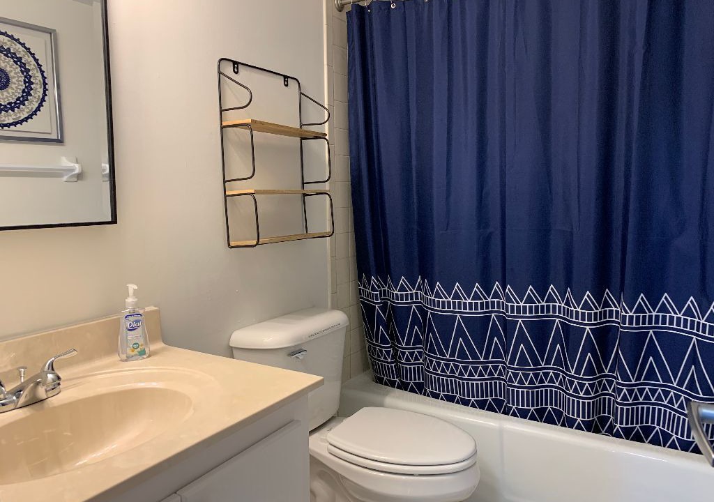 Photo of Bathroom in Breakers