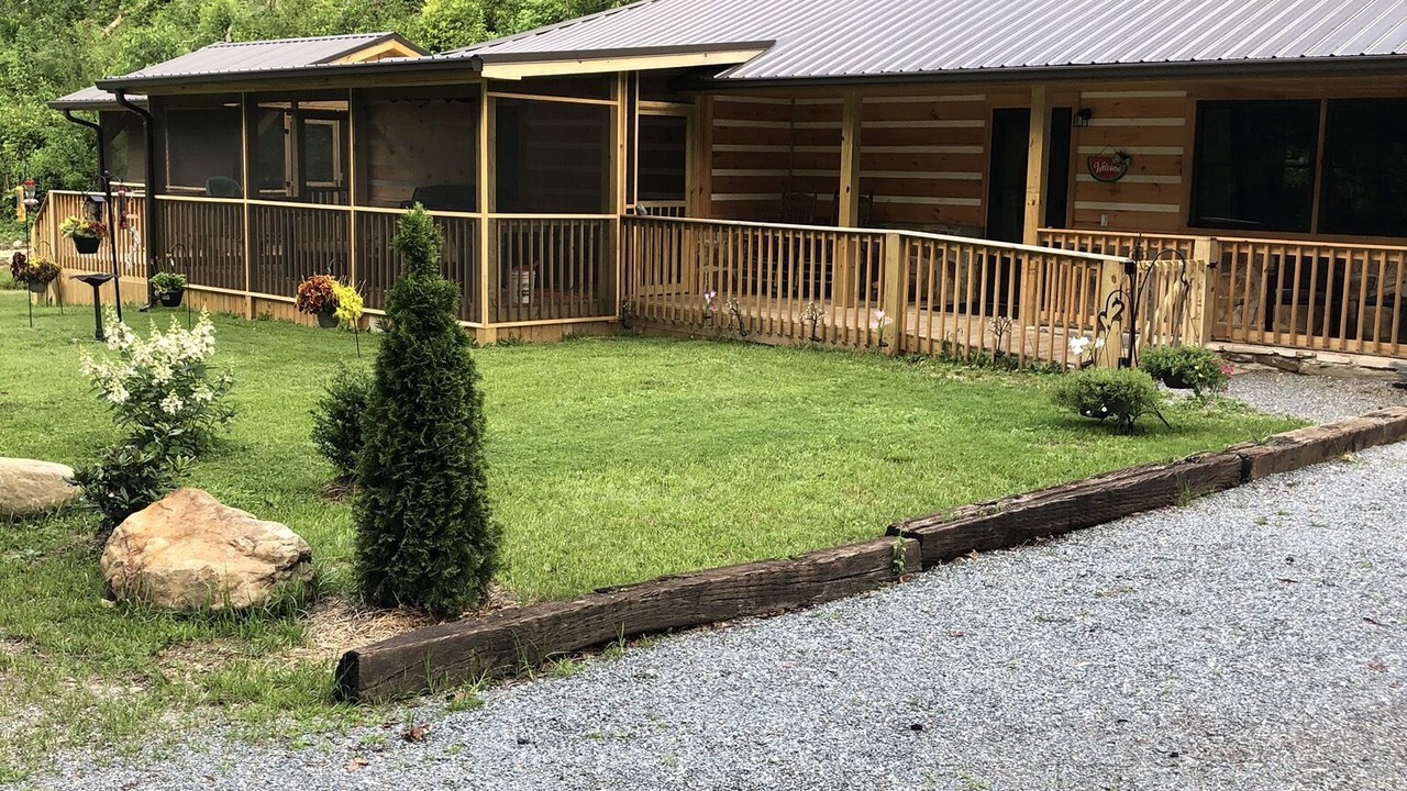 Photo of Others in Bryson City