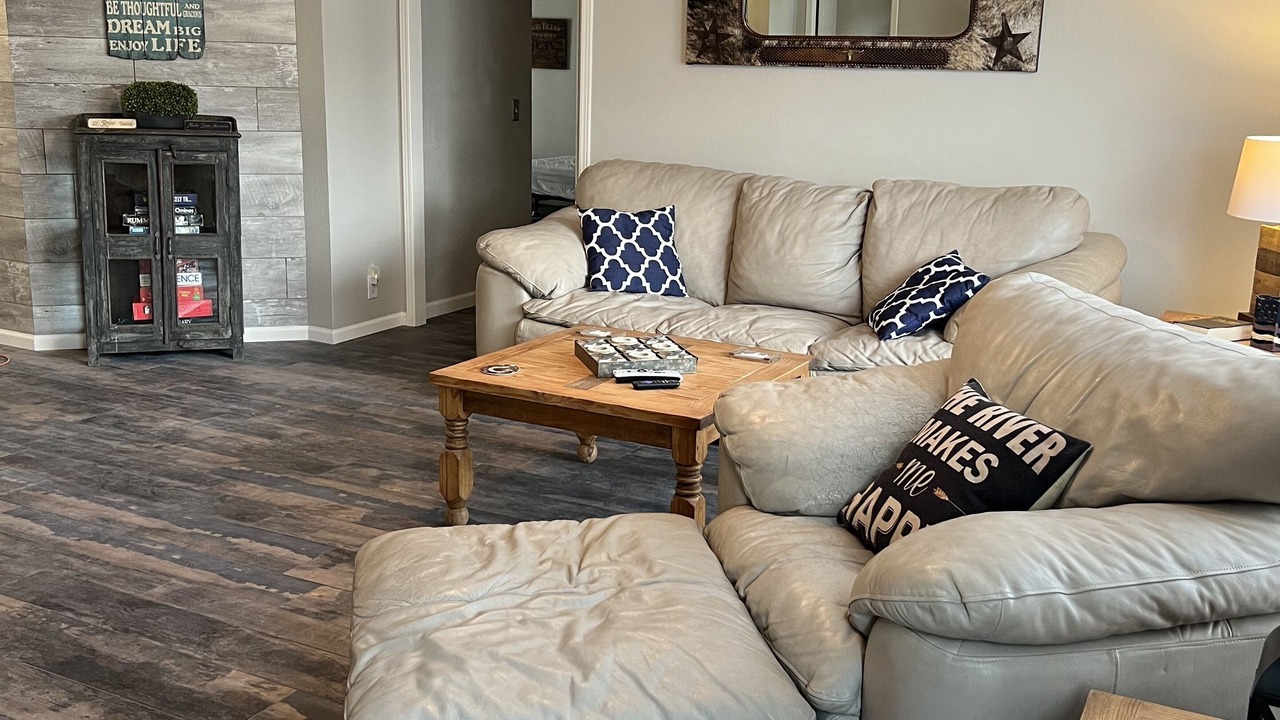 Photo of Livingroom in Dennis