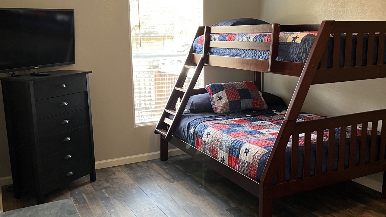 Photo of Bedroom in Dennis