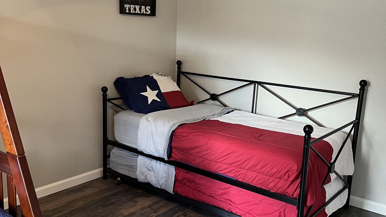 Photo of Bedroom in Dennis